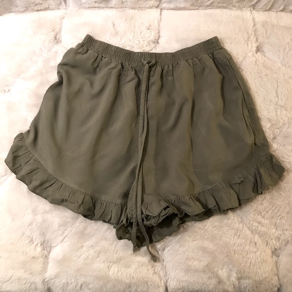 American Eagle Short Shorts, XS, Olive Green